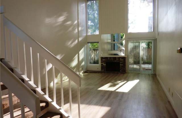 5022 Corkwood Lane Gallery 3