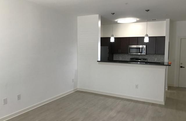 Charming ground-level 1 bed / 1 bath condo in a prime Nashville location! photos photos