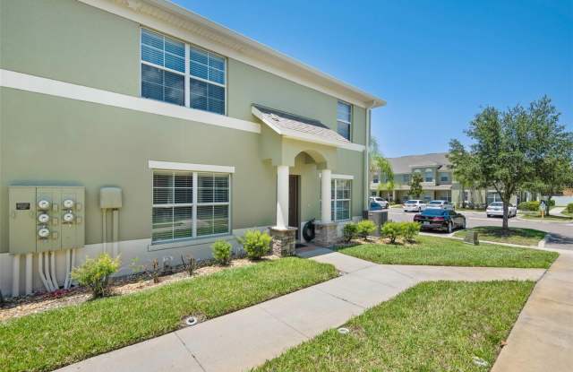9797 TRUMPET VINE LOOP Gallery 3