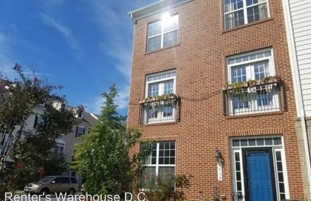8212 Gibbs Way - 8212 Gibbs Way, Summerfield, MD 20785
