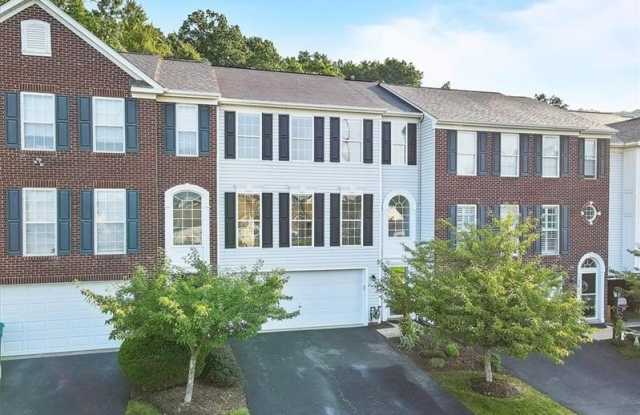 510 W Village Green Blvd - 510 West Village Green Boulevard, Butler County, PA 16046