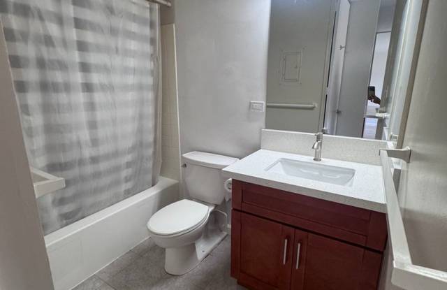 1603 Gallery 3