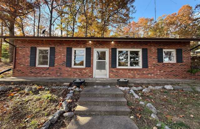 Cute House in Grand Rivers - 1037 Stringtown Road, Livingston County, KY 42045