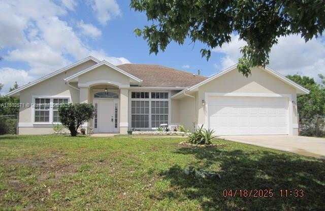 4622 SW Dateland St photos photos