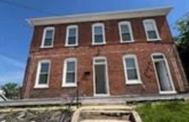 232 Jefferson St photos photos