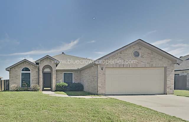 2016 Southwood Trl - 2016 Southwood Trail, Grand Prairie, TX 75052