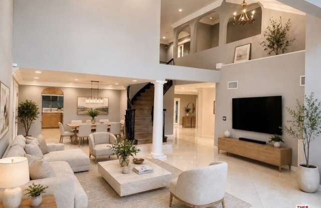 18162 Sweet Elm Dr photos photos