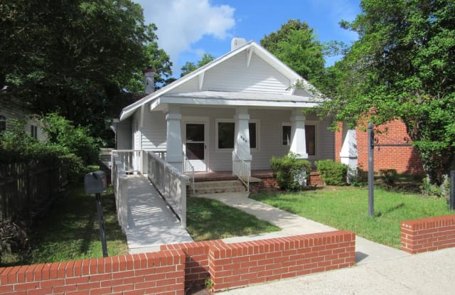 225 Barnwell Avenue NW - 225 Barnwell Ave NW, Aiken, SC 29801