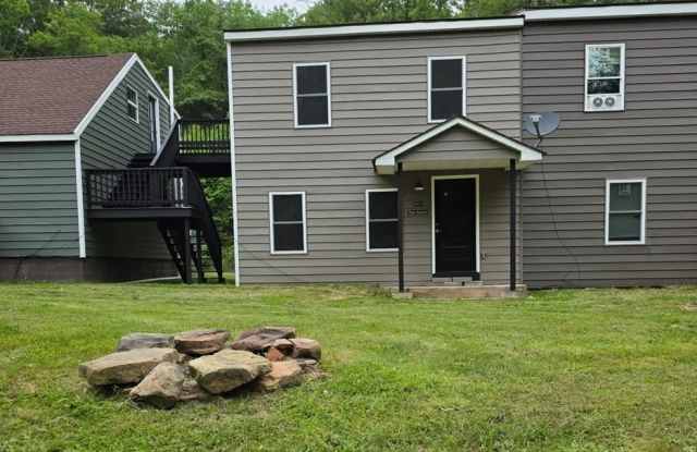 36 Eagle Hollow photos photos
