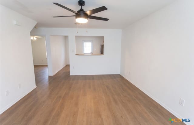 3105 Yaupon Road Gallery 2