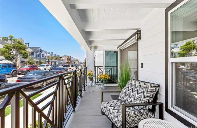 306 Alvarado Place Gallery 2