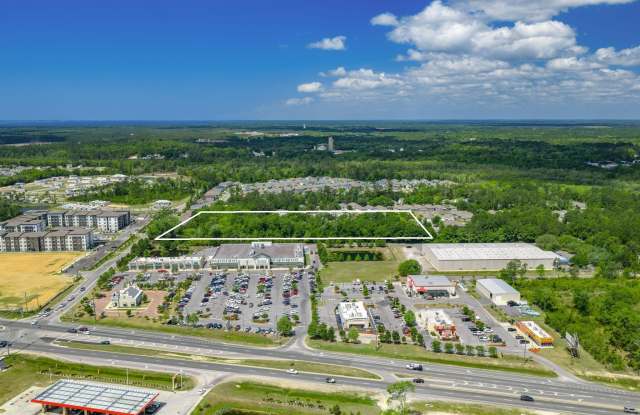 150 Marquis - LEASE Way Gallery 2