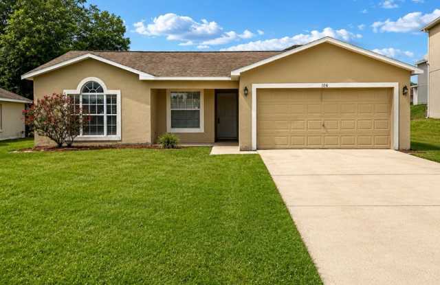 Charming 3-Bedroom Home with New Roof in Quiet Poinciana Location! Gallery 1