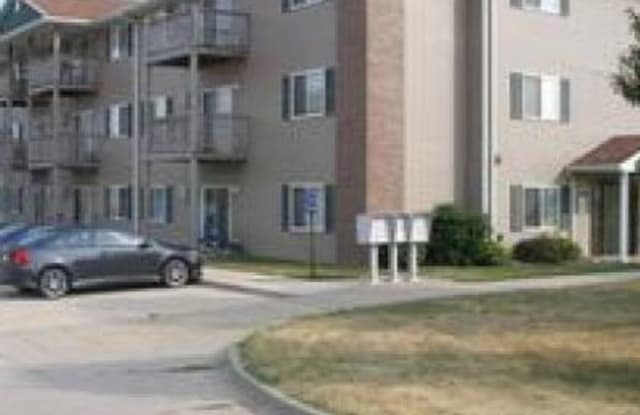 Brookfield - 1620 W 7th St S, Newton, IA 50208