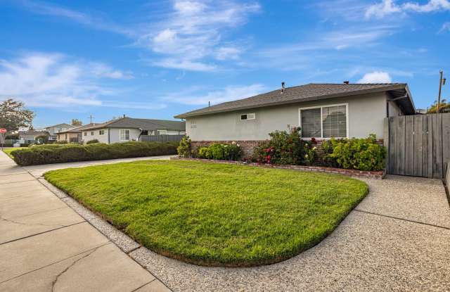 2379 Hart Avenue photos photos