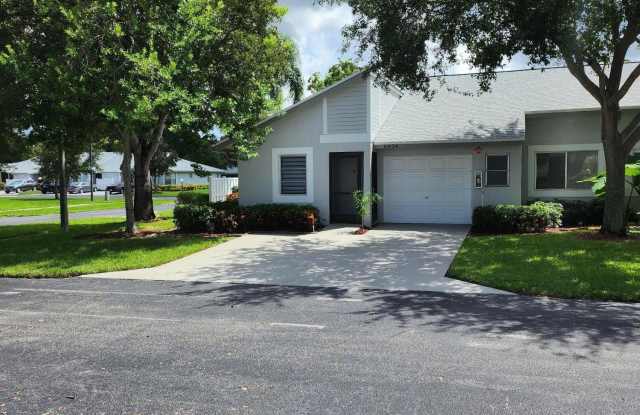 8934 SUNNYWOOD Place Gallery 2