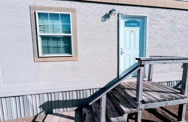 121 E Roger Road Gallery 2