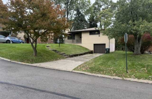 Beautiful Home for Rent Gallery 3