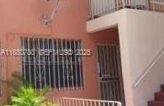 3401 SW 9th Ter photos photos