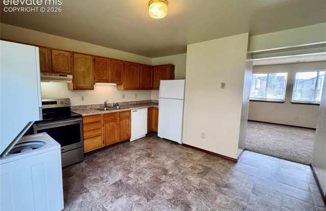 2617 E Uintah Street Gallery 3