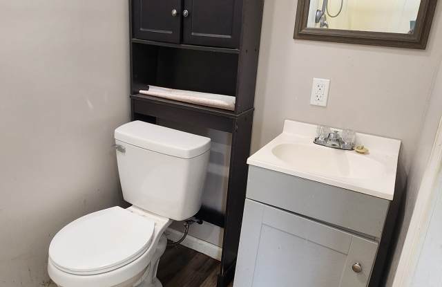 9349 Valley Road, Unit 106, Berkeley Springs WV 25411Unit 106 Gallery 4
