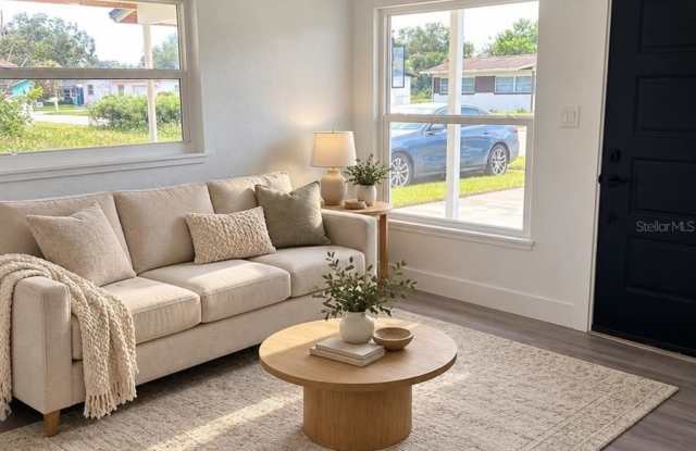 3710 CATALINA Drive Gallery 2