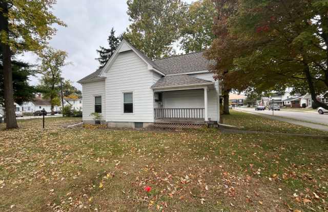 3 Bedroom 1 Bath Perfect for Sports Fans! - 601 Dodge Street, West Lafayette, IN 47906