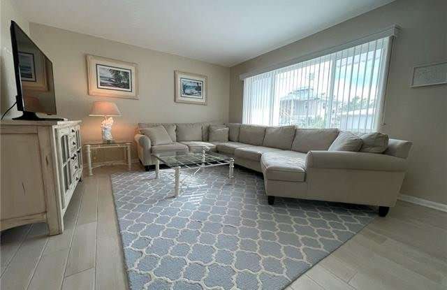 120 Tropical Shores Way Gallery 2
