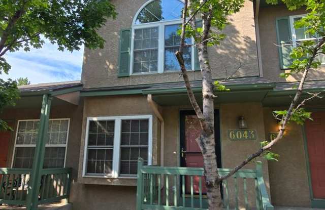 6048 Colony Cir - Rockrimmon - Townhome - 3 Bed/ 2.5 Bath/ Carport photos photos