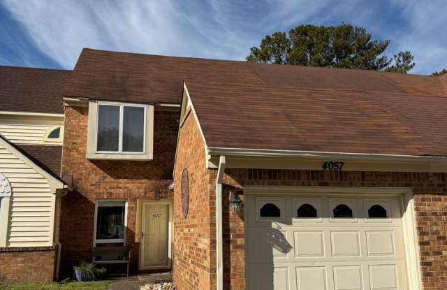 STONEBRIDGE LANDING - 4057 Oak Moss Court, Chesapeake, VA 23321