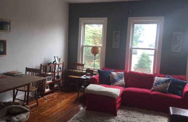 24 S Patterson Park Ave Apt 3RD Gallery 3