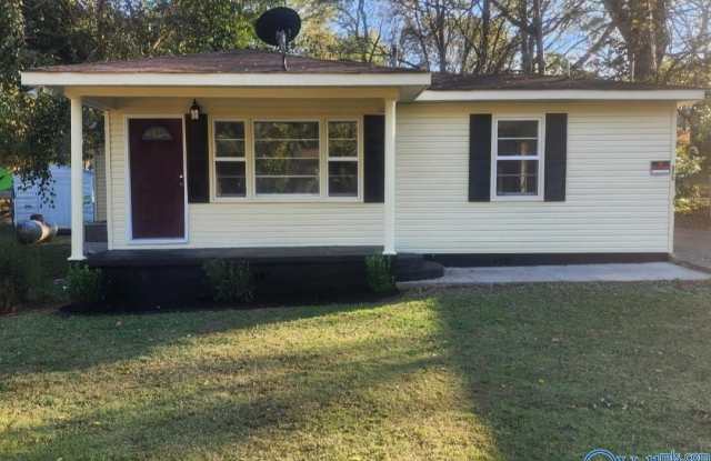 325 South Plymouth Road photos photos