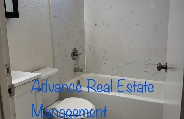 5872 Belleview Avenue - 5866 Gallery 4