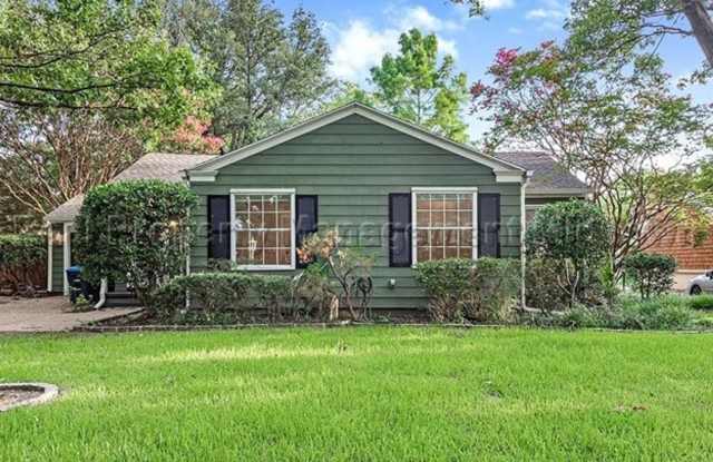 Charming home located in Ridglea North - 6312 Kenwick Avenue, Fort Worth, TX 76116