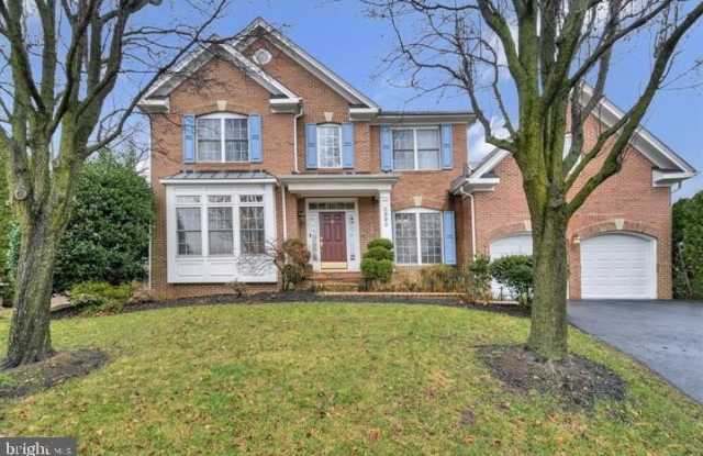 2393 WATTERS GLEN COURT photos photos