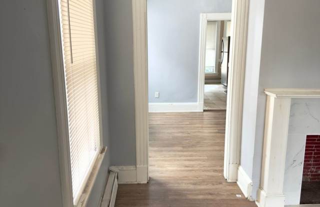 Spacious 2-Bedroom, 1-Bath Home in Hartford Gallery 3