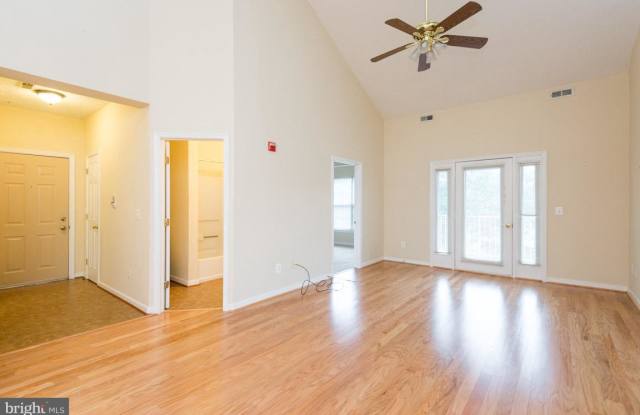 2013 WARNERS TERRACE S Gallery 4