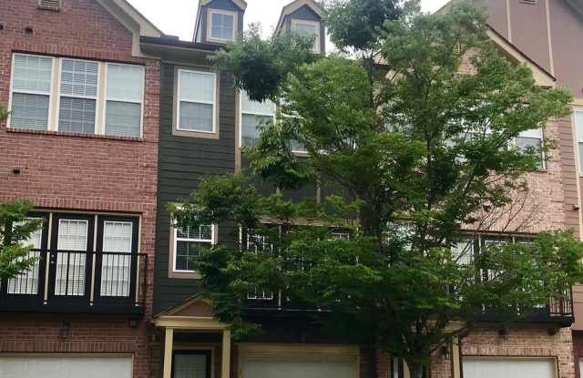 Location, Location, Location! Minutes to Brookhaven and Perimeter! photos photos