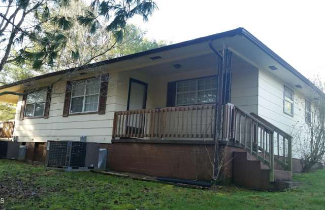 426 Parliament Rd unit: 2 photos photos