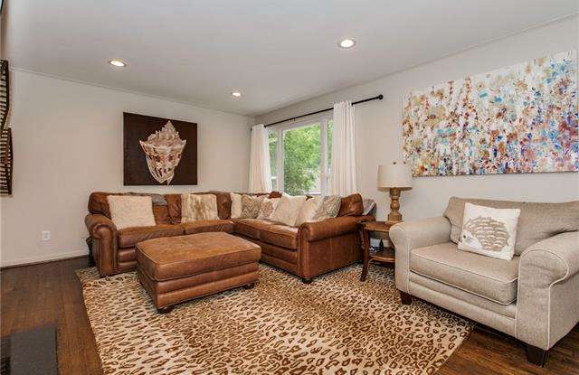 1029 Broadmoor Drive Gallery 4