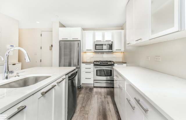 3585 Greystone Avenue Gallery 4