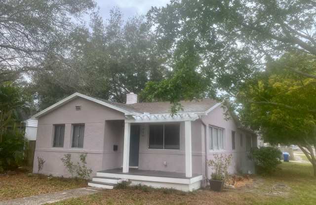 Euclid/Woodlawn Roommate Dream 4/3 home photos photos