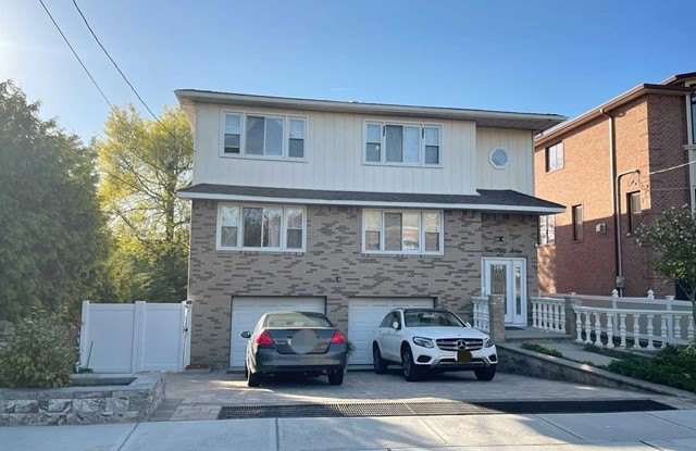 457 Hillside Avenue - 457 Hillside Avenue, Palisades Park, NJ 07650