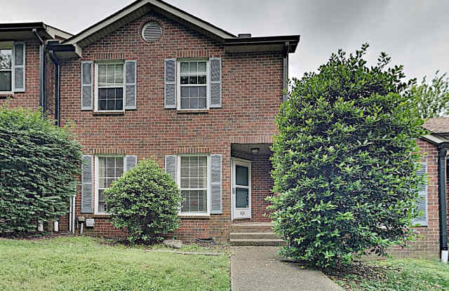 424 Huntington Ridge Dr Gallery 2