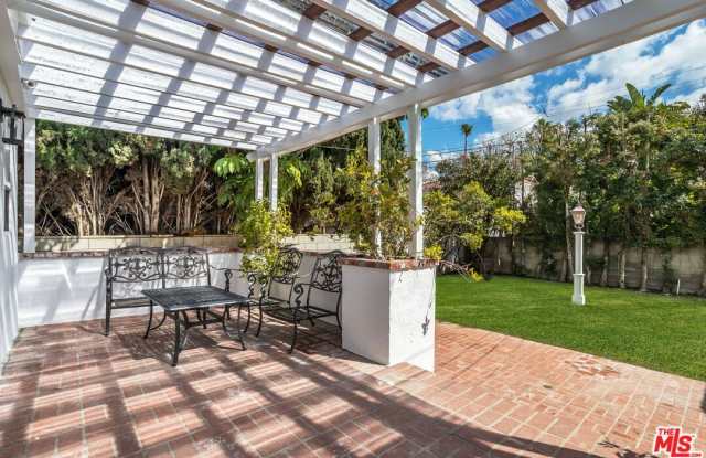 152 S Wetherly Dr Gallery 2