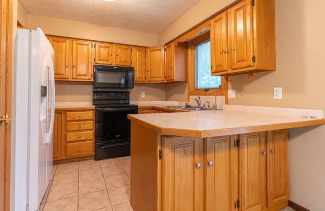 SEPT MOVE IN SPECIAL !! Gallery 4