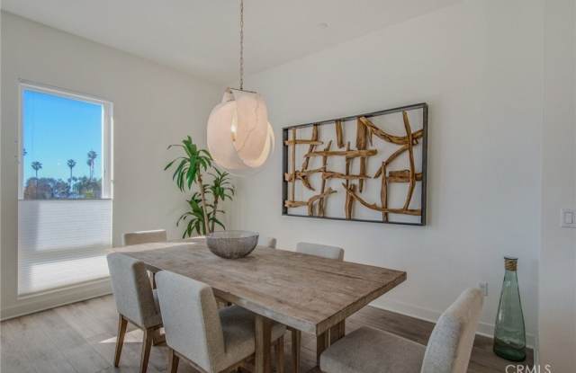 2353 Doheny Way Gallery 3