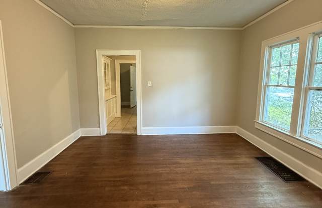 4905 Court M Gallery 3