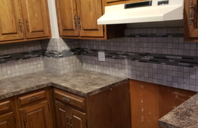 22833 Lake Dr Gallery 3