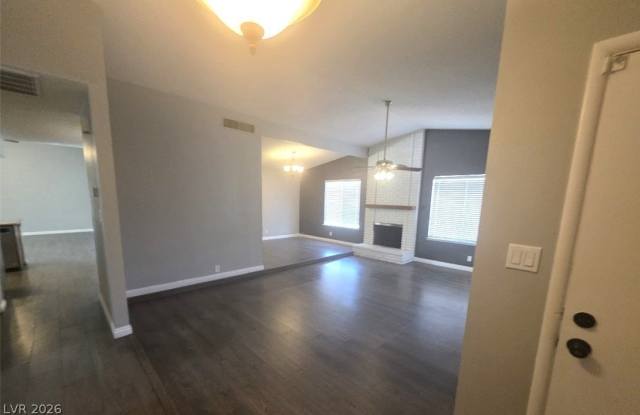 3988 Topawa Drive Gallery 3